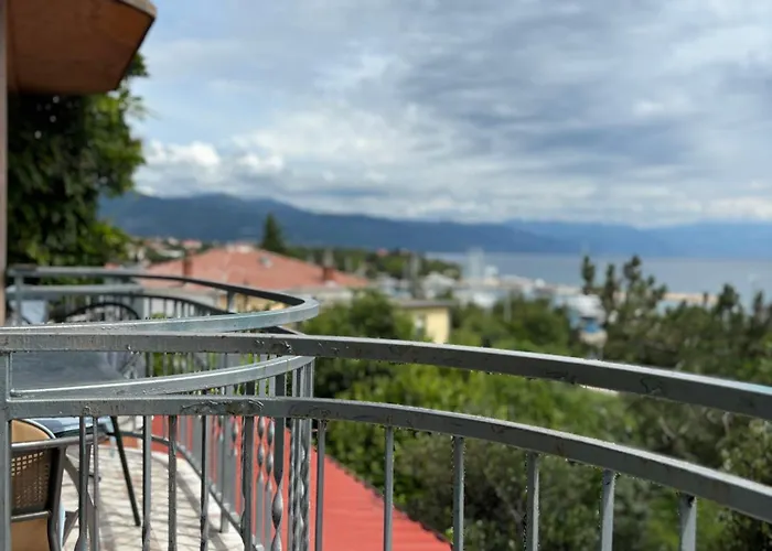 Alojamento de Acomodação e Pequeno-almoço Ema