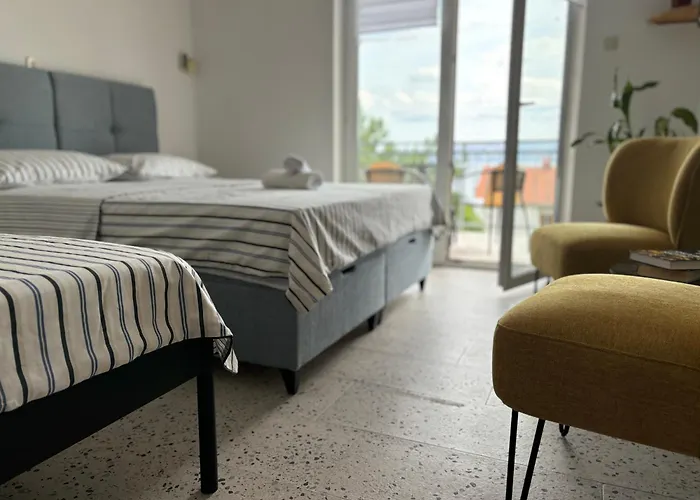 Ema 3* Novi Vinodolski