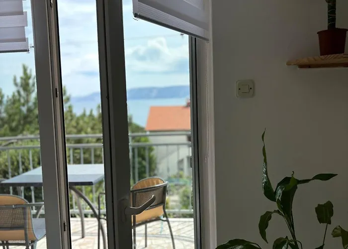 Ema 3* Novi Vinodolski