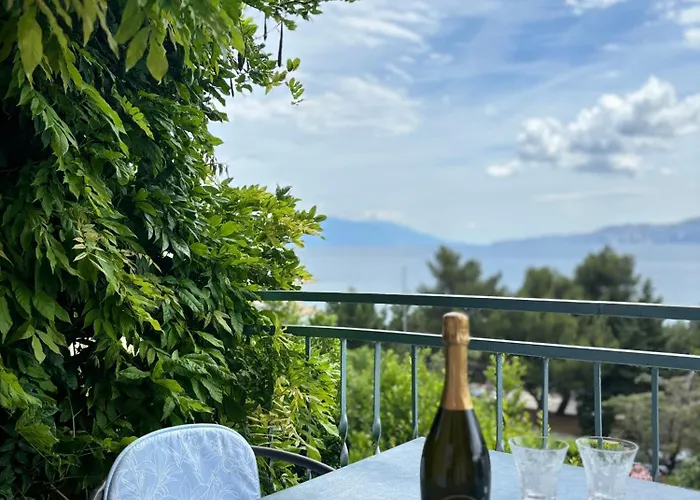 Ema 3* Novi Vinodolski