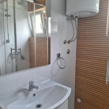 Bed & Breakfast Ema Novi Vinodolski