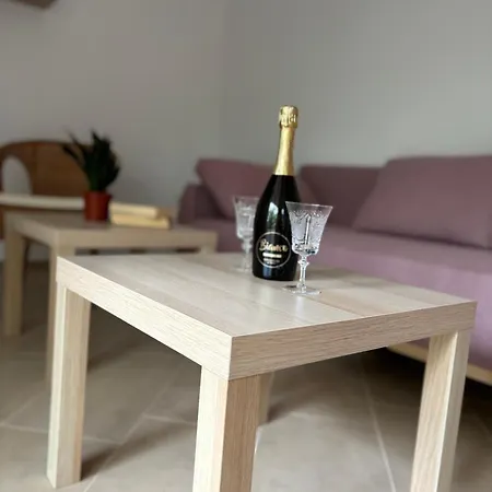 Ema 3* Novi Vinodolski