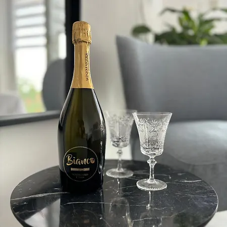 Ema ベッド・アンド・ブレックファスト ノヴィ・ヴィノドロスキー