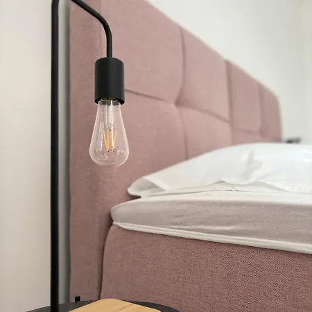 Ema Bed and breakfast 3*