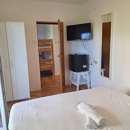 Ema 4* Novi Vinodolski