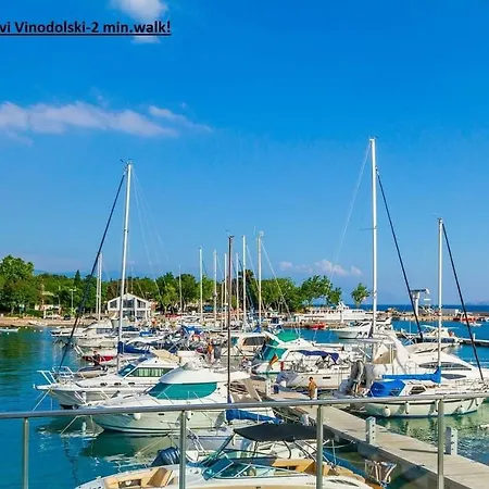 Ema ベッド・アンド・ブレックファスト ノヴィ・ヴィノドロスキー