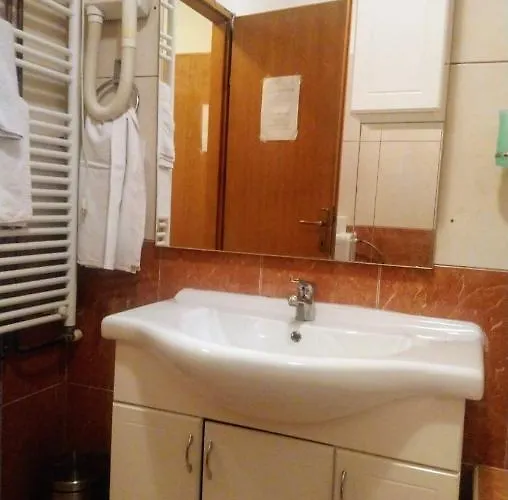 ベッド・アンド・ブレックファスト Ema