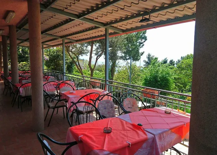 Ema ベッド・アンド・ブレックファスト ノヴィ・ヴィノドロスキー